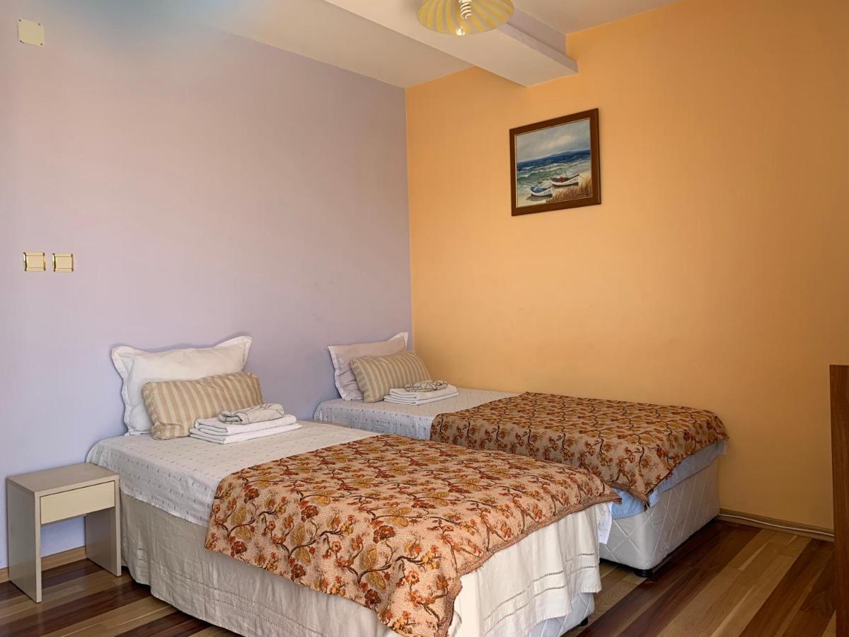 Guest House “Olesya” Obzor Exterior photo