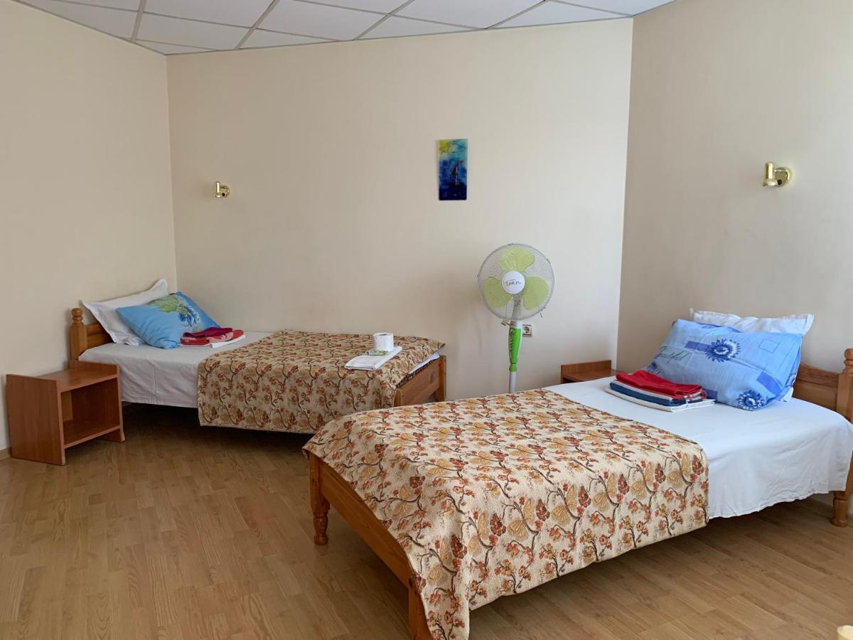 Guest House “Olesya” Obzor Exterior photo